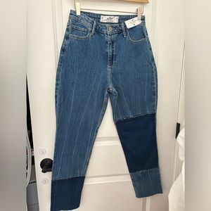 Hollister 3R Curvy high rise mom jeans NWT W26 L27